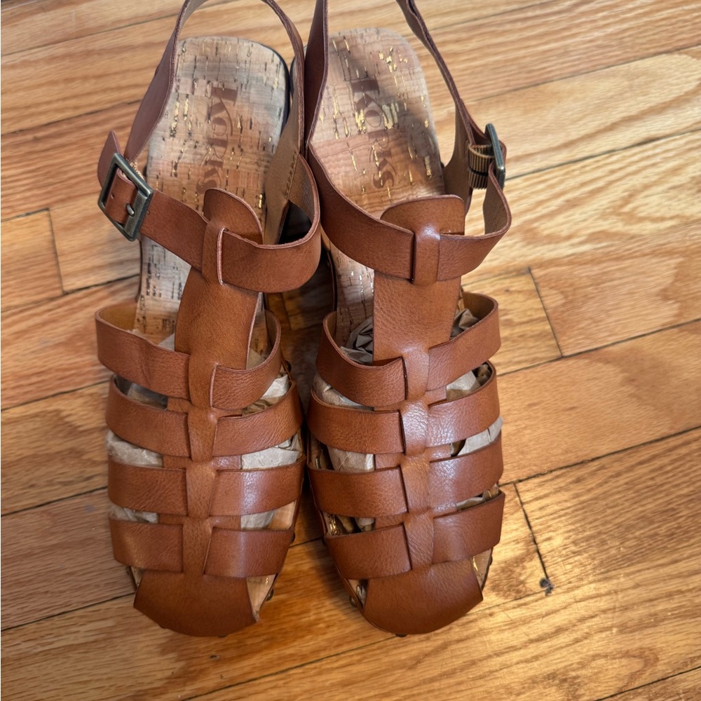 Stylish Brown Leather Sandals